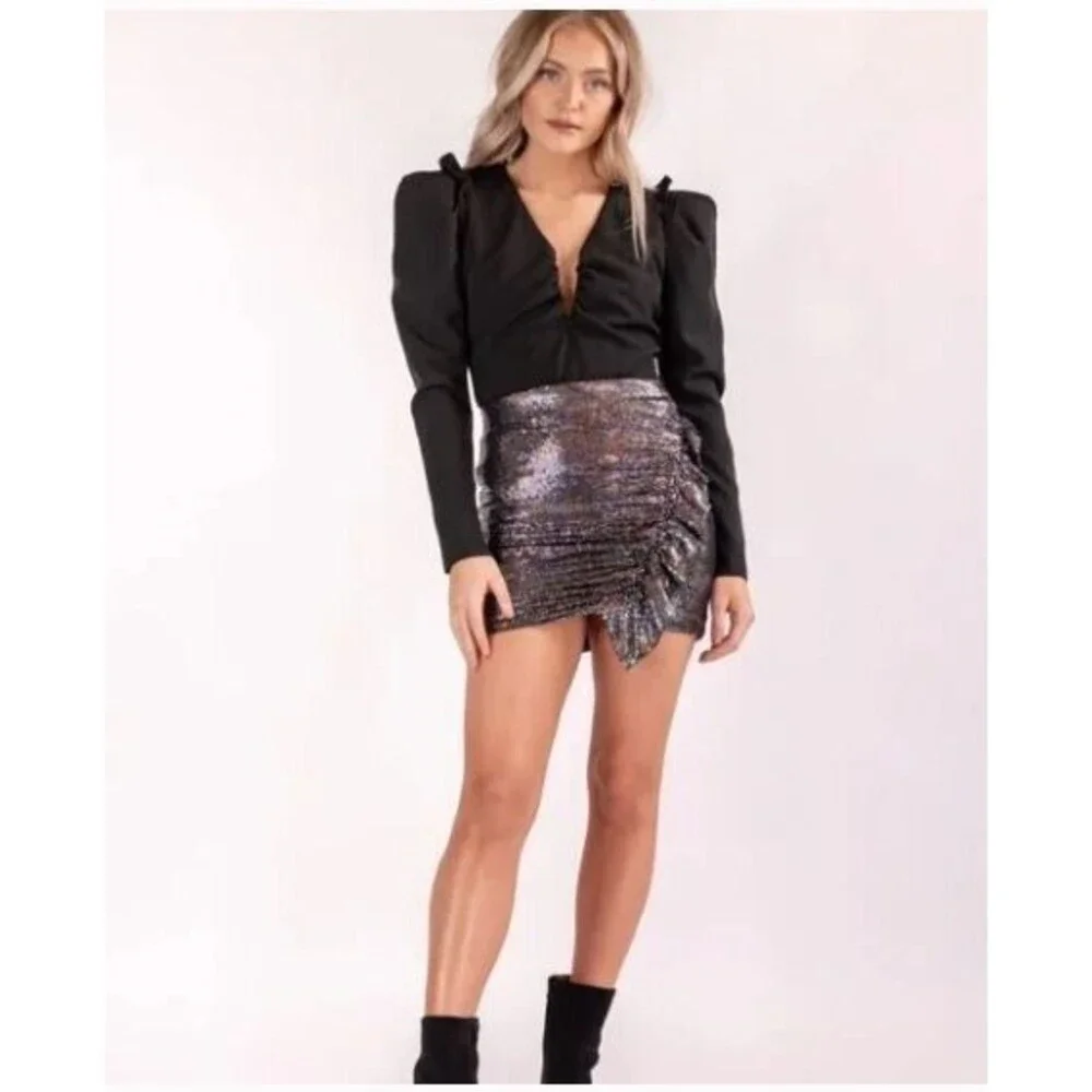 Astr the Label Bodysuit NWOT Amora Black Puff Sleeve Plunge Neck Size XS